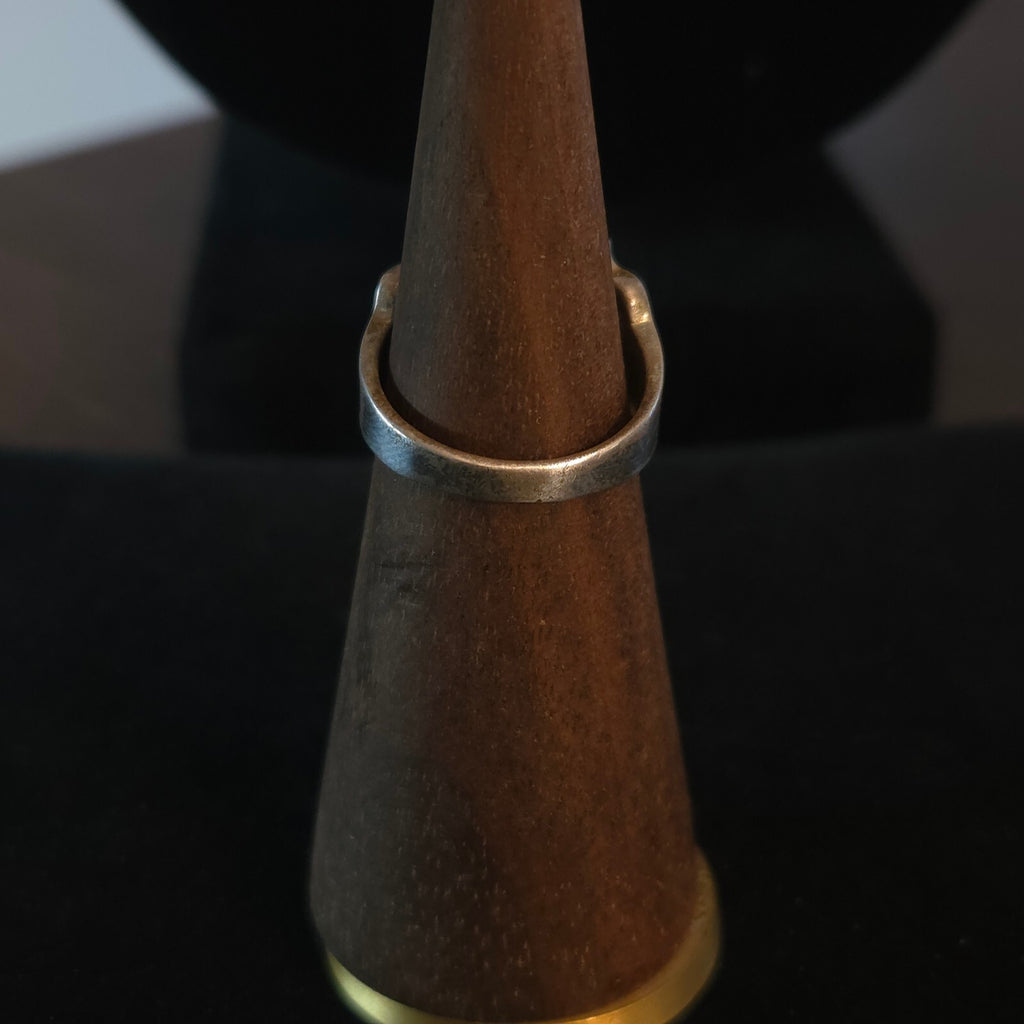 Vintage Size 7 Sterling Silver Ribbed Fluted Edge Ring