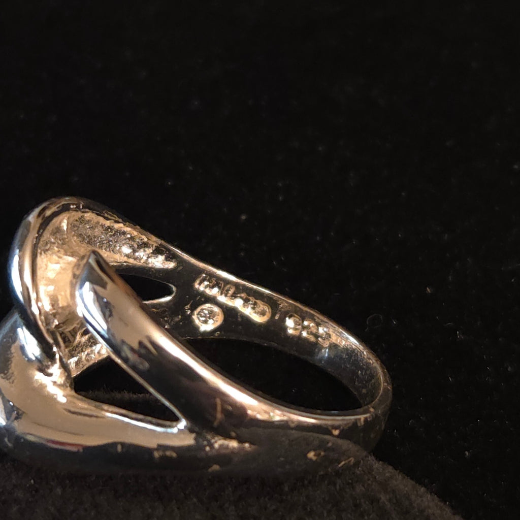 Vintage Size 7 Sterling Silver Interlocking Knot Ring