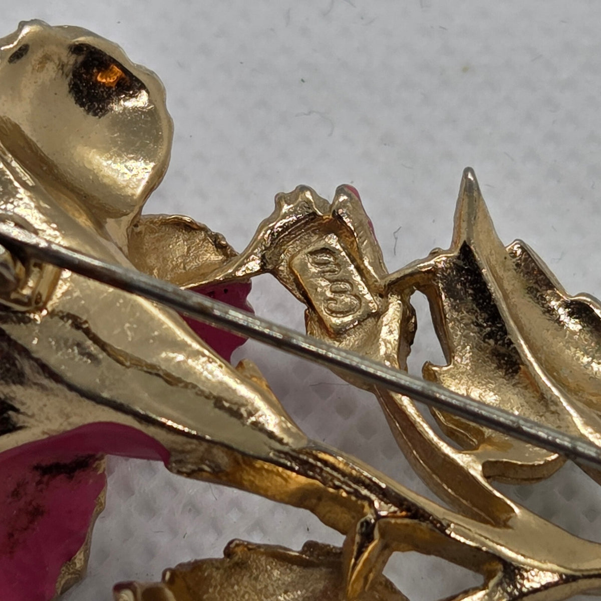 Vintage 1940s Coro Hibiscus Flower Brooch