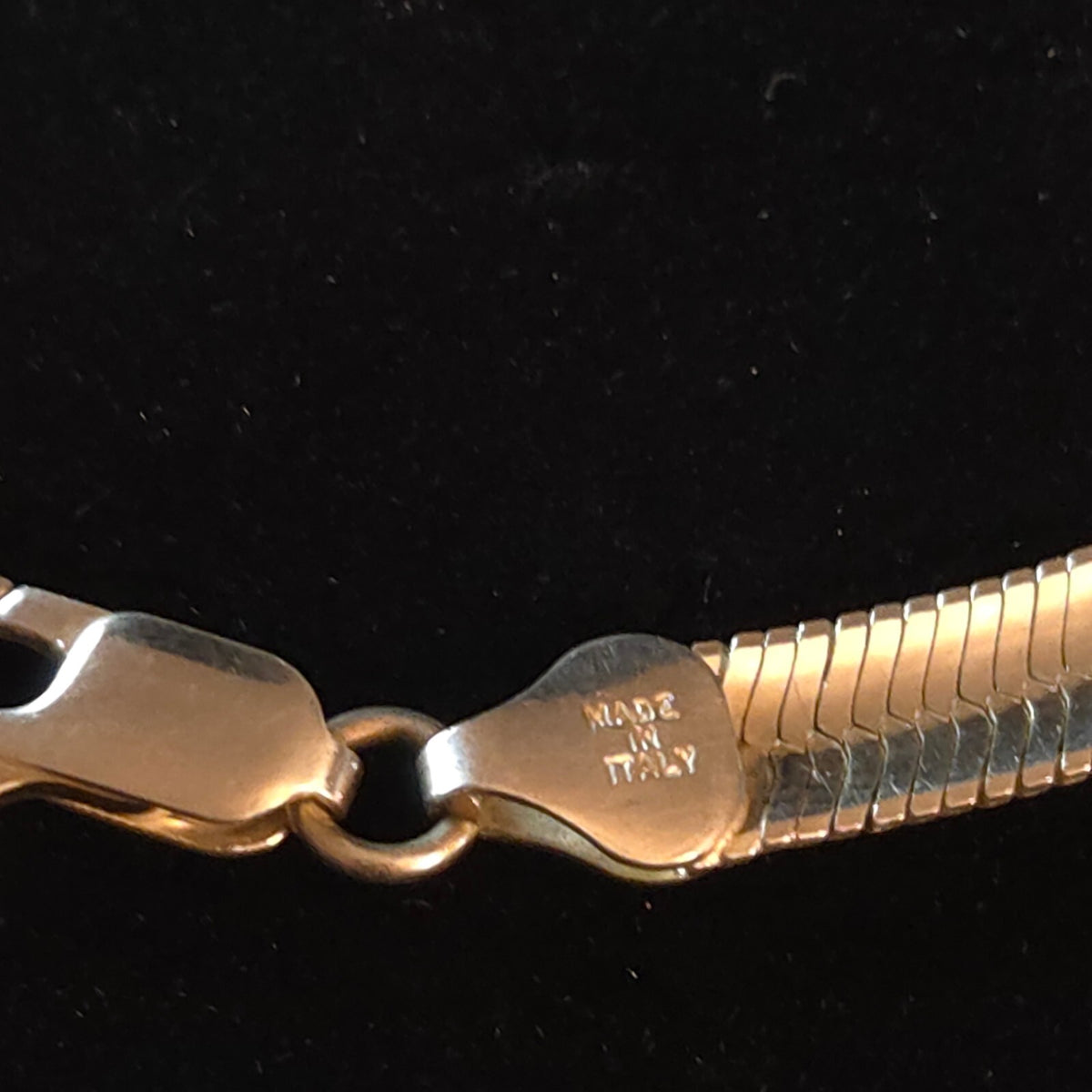 Vintage 7 1/4" Sterling Silver Textured Herringbone Bracelet