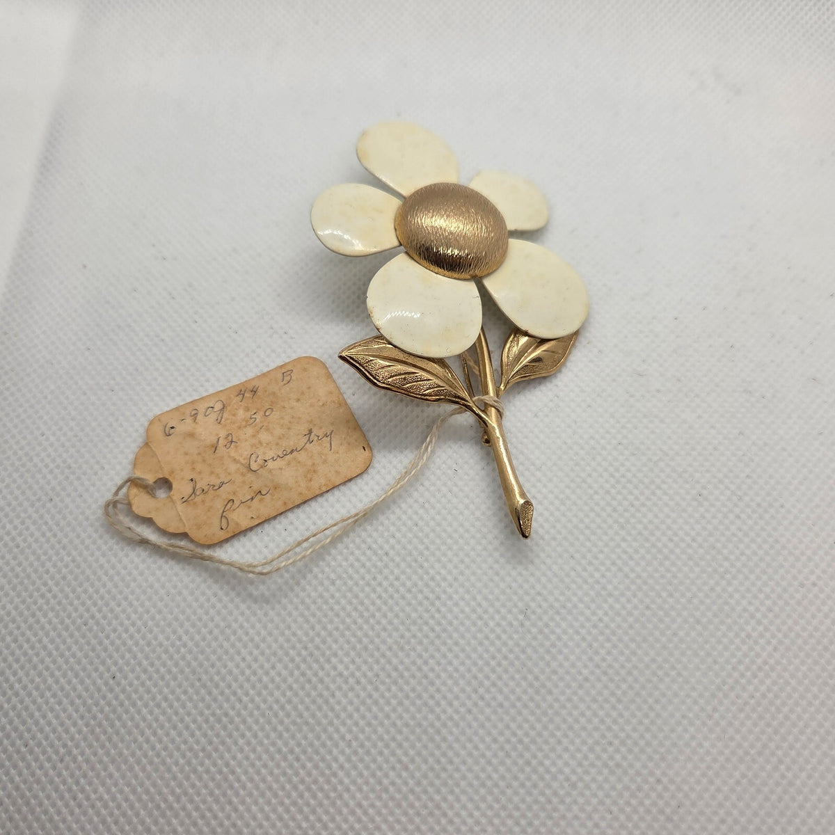 Vintage 4" Sarah Coventry Gold-Tone Daisy Flower Brooch