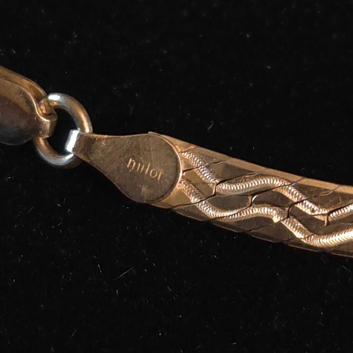Vintage 7 1/2" Sterling Silver Etched Herringbone Bracelet