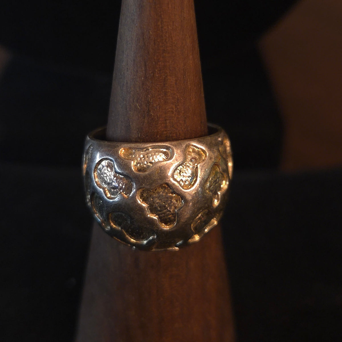 Vintage Sterling Silver Crater or Leopard Print Ring