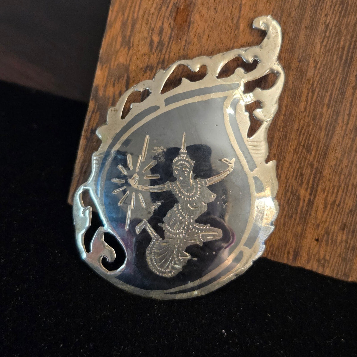 Vintage Siam Sterling Silver Niello Brooch