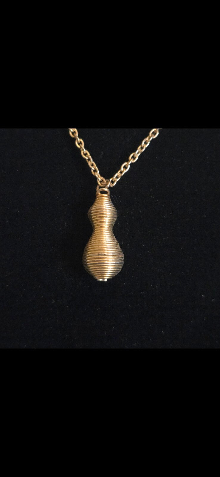 Vintage 16" Gold-Tone Coiled Pendant Necklace