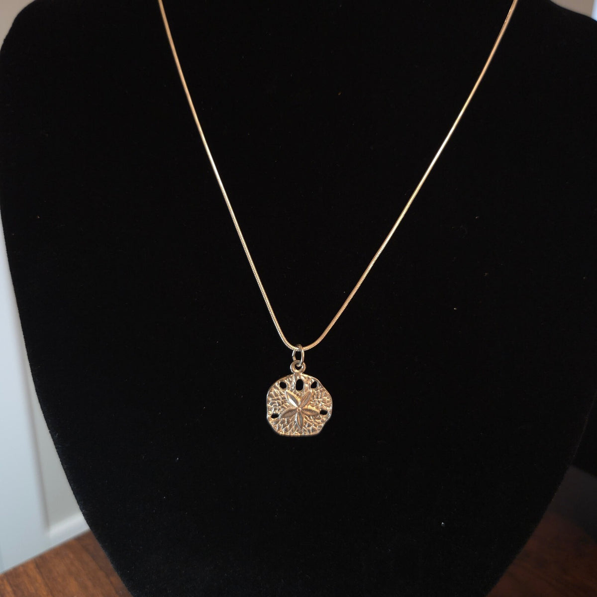 Vintage Sterling Silver Snake Chain with Sterling Sand Dollar Charm