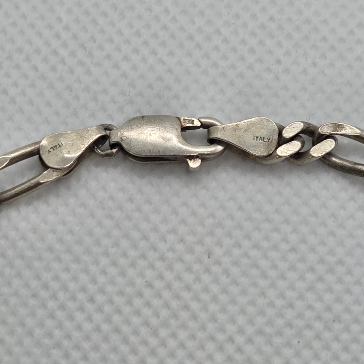 Vintage 7 3/4" Sterling Silver Figaro Link Chain Bracelet