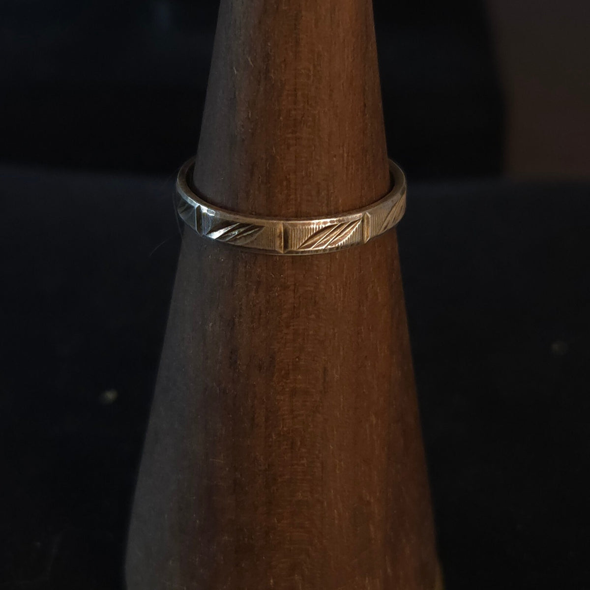 Vintage Size 7 Sterling Silver Aztec-Inspired Patterned Ring