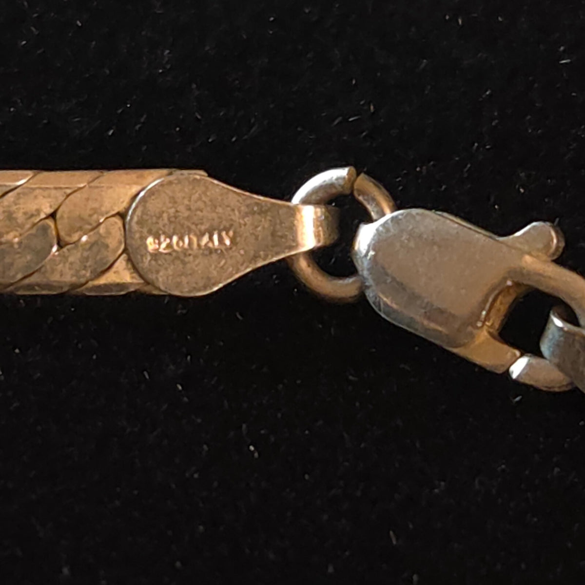 Vintage 7 1/2" Sterling Silver Etched Herringbone Bracelet