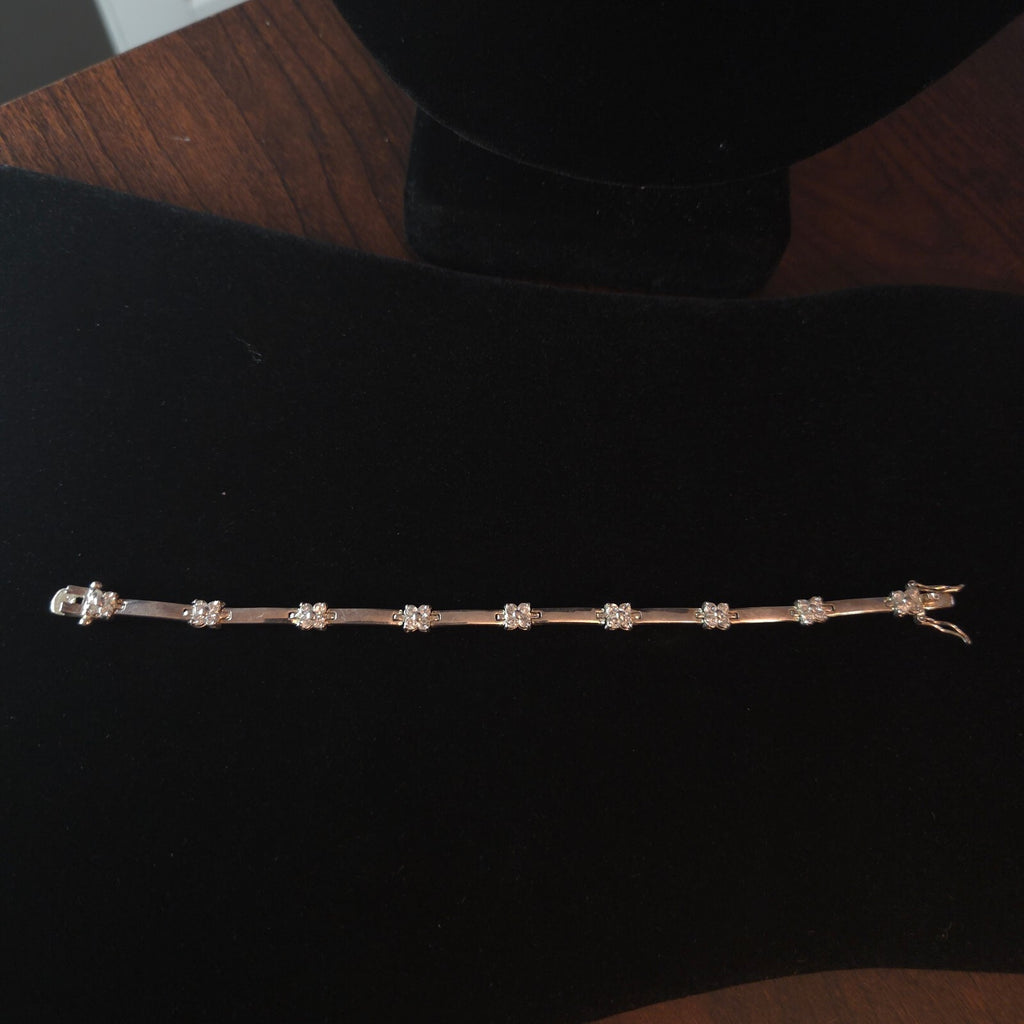Vintage 7 1/4" Sterling Silver Floral Cluster Bracelet