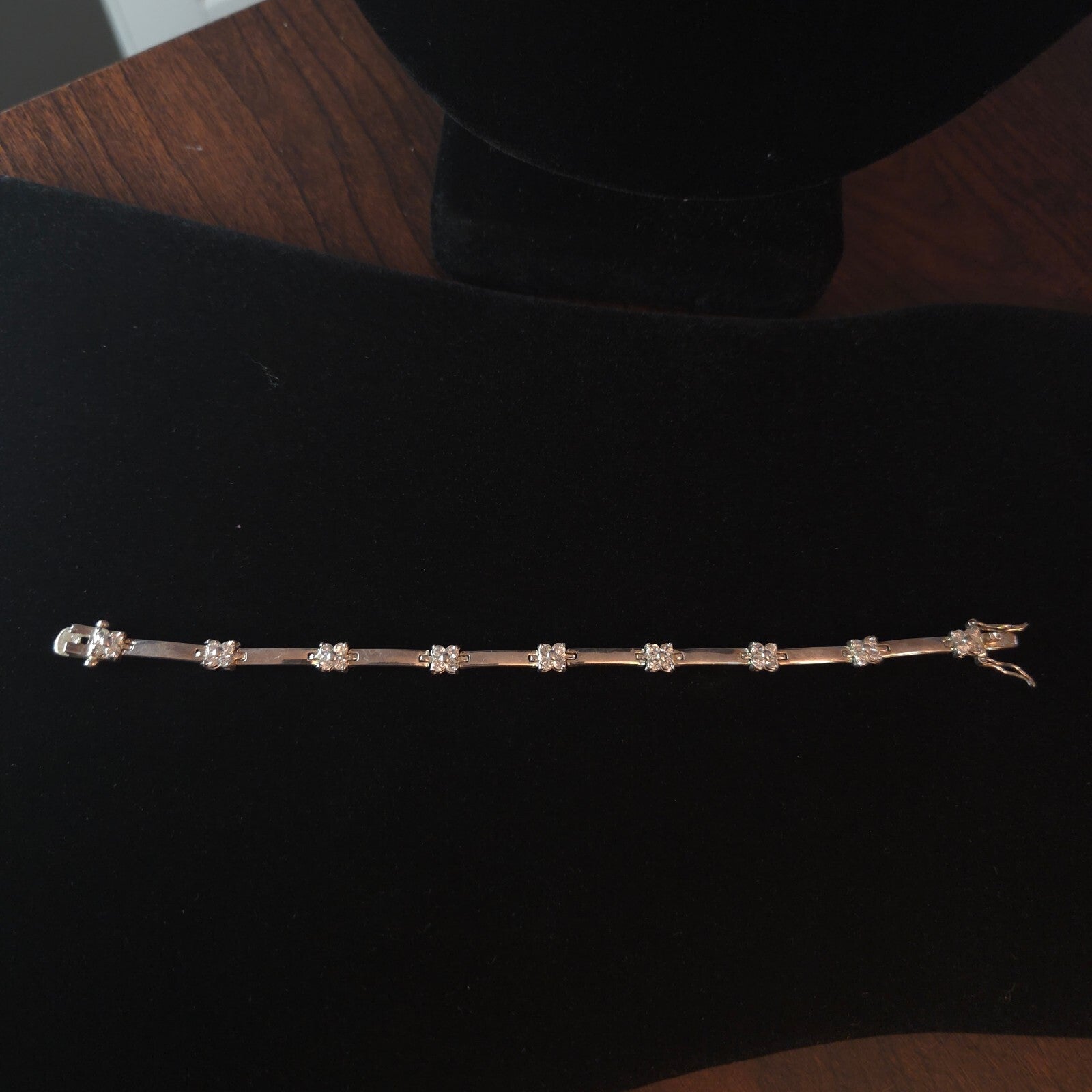 Vintage 7 1/4" Sterling Silver Floral Cluster Bracelet