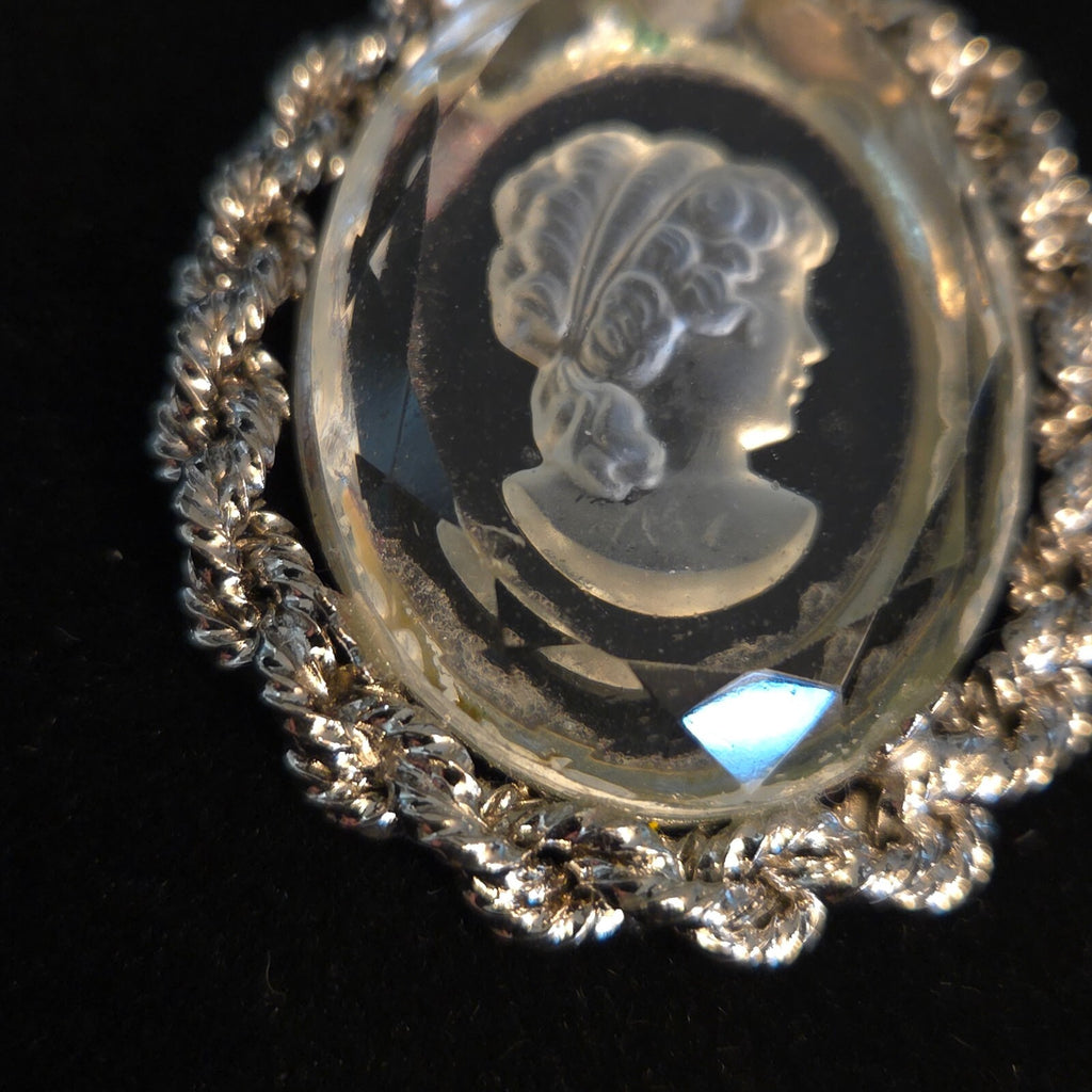 Vintage Glass Cameo pendant on 19" Silver Snake Chain