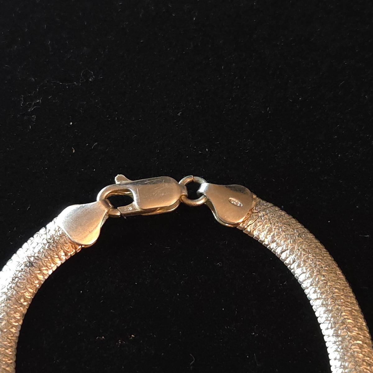 Vintage 7 1/4" Sterling Silver Textured Herringbone Bracelet