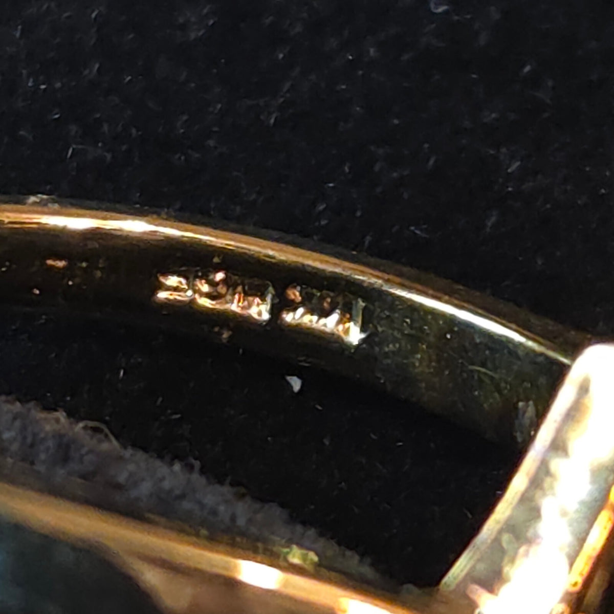 Vintage 14K HGE LIND Round Bypass Sapphire Size 7 Ring