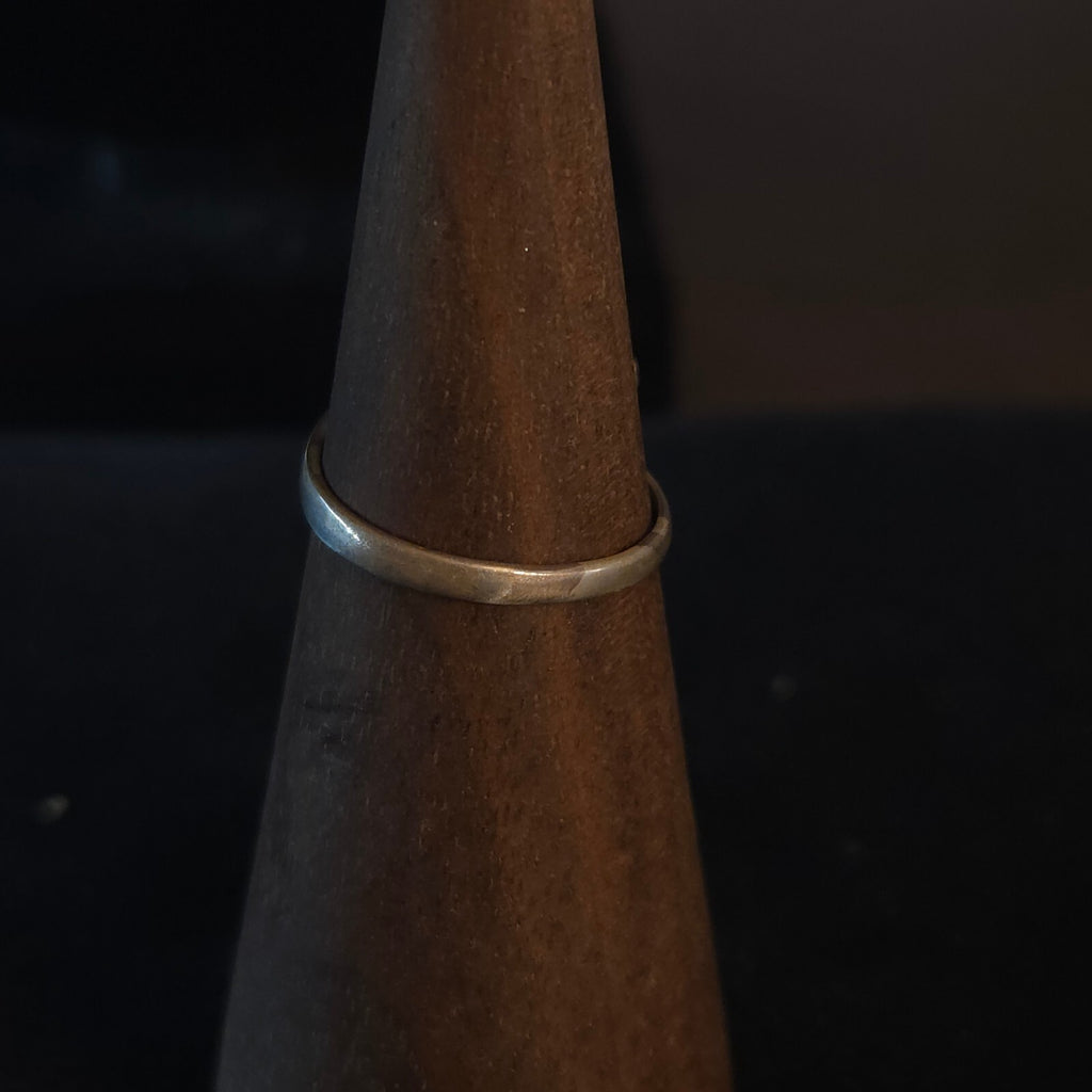 Vintage Size 6 Sterling Silver Dolphin Ring