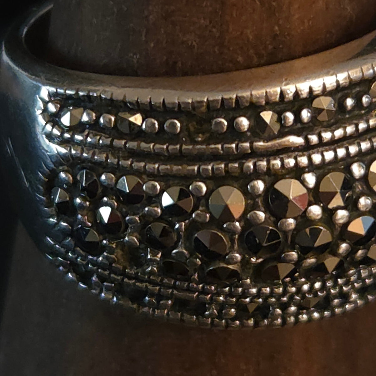 Vintage Size 7 Art Deco Sterling Silver Marcasite Band Ring