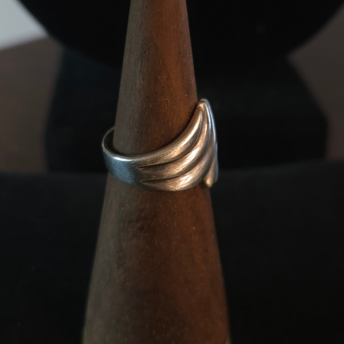 Vintage Size 6 Sterling Silver Wave Ring