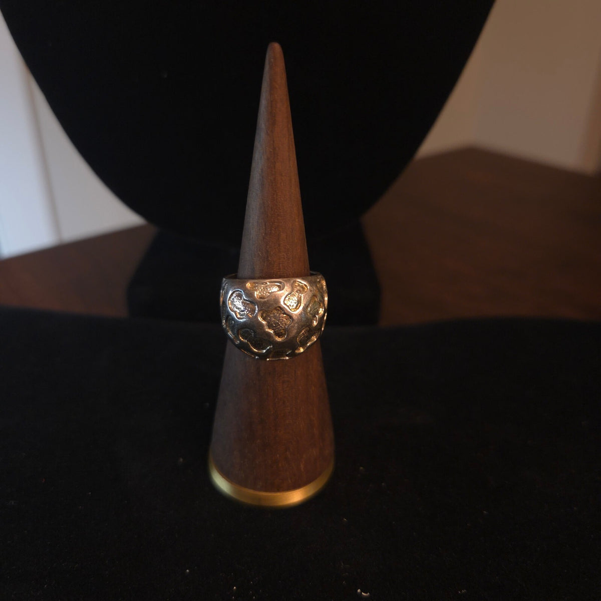 Vintage Sterling Silver Crater or Leopard Print Ring