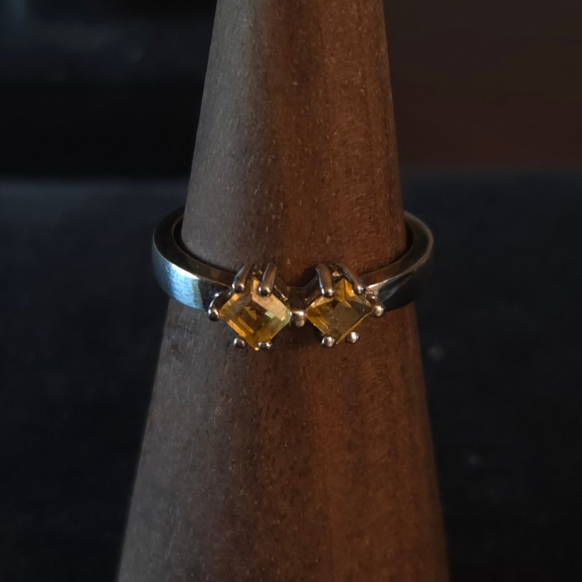 Vintage Size 8 Sterling Silver and Yellow Citrine Ring