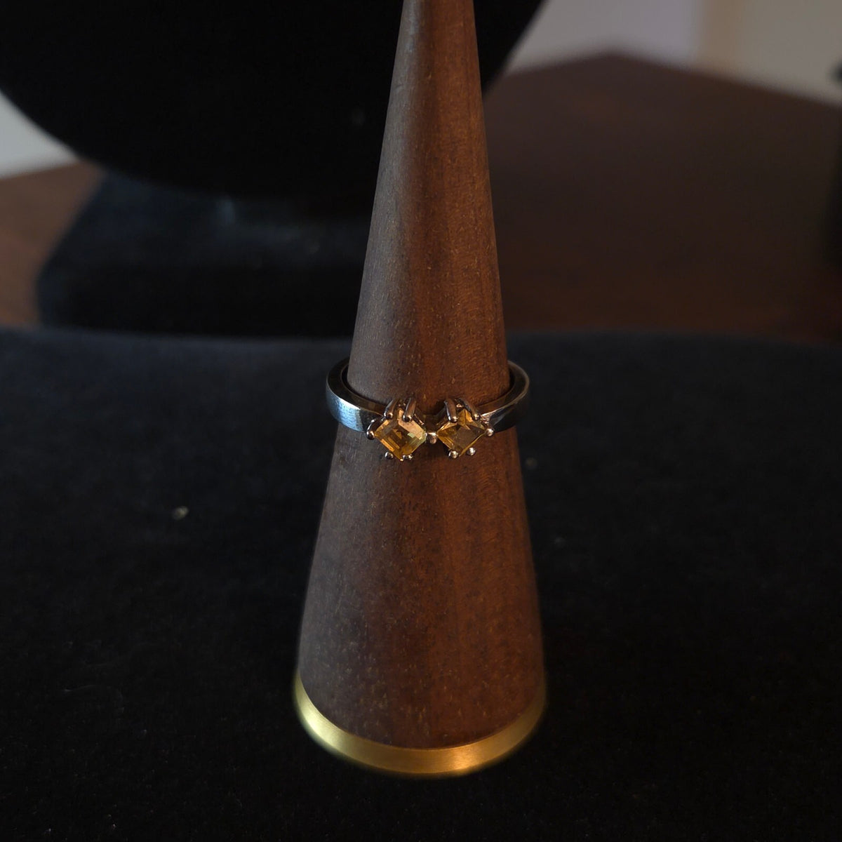 Vintage Size 8 Sterling Silver and Yellow Citrine Ring