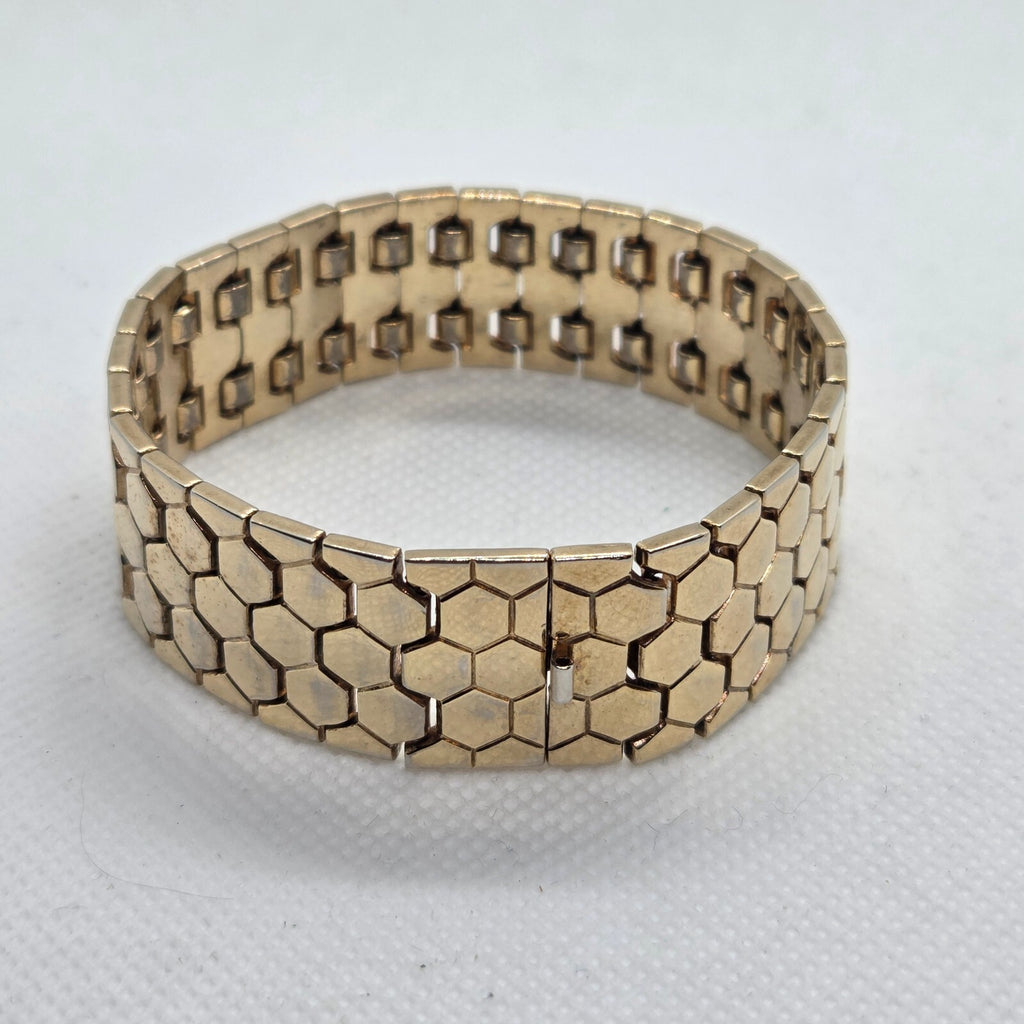 Vintage Crown Trifari Gold Tone Octagon Bracelet