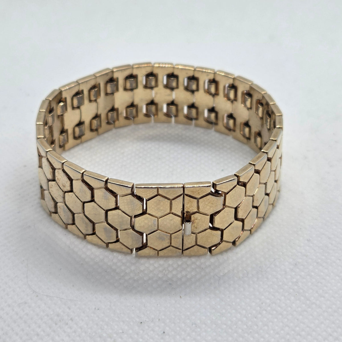Vintage Crown Trifari Gold Tone Octagon Bracelet