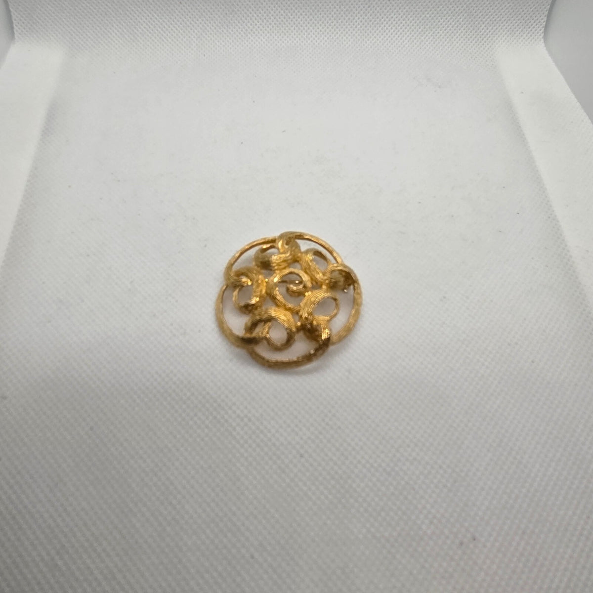 Vintage Sarah Coventry Gold-Tone Open Scroll Brooch