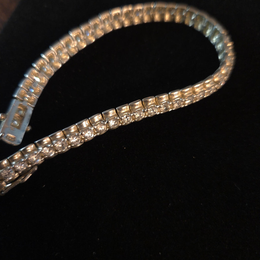 Vintage 7 1/2" Sterling Silver Tennis Bracelet