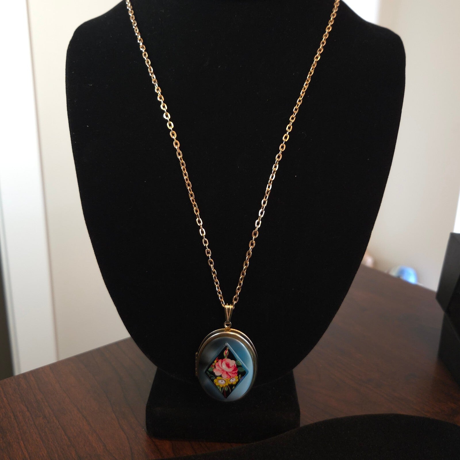 Vintage gold-tone enameled floral and rose design locket