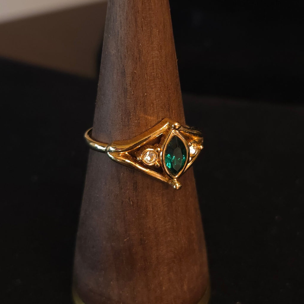 Avon Size 9.5 Gold Plated Emerald Color Marquise Ring