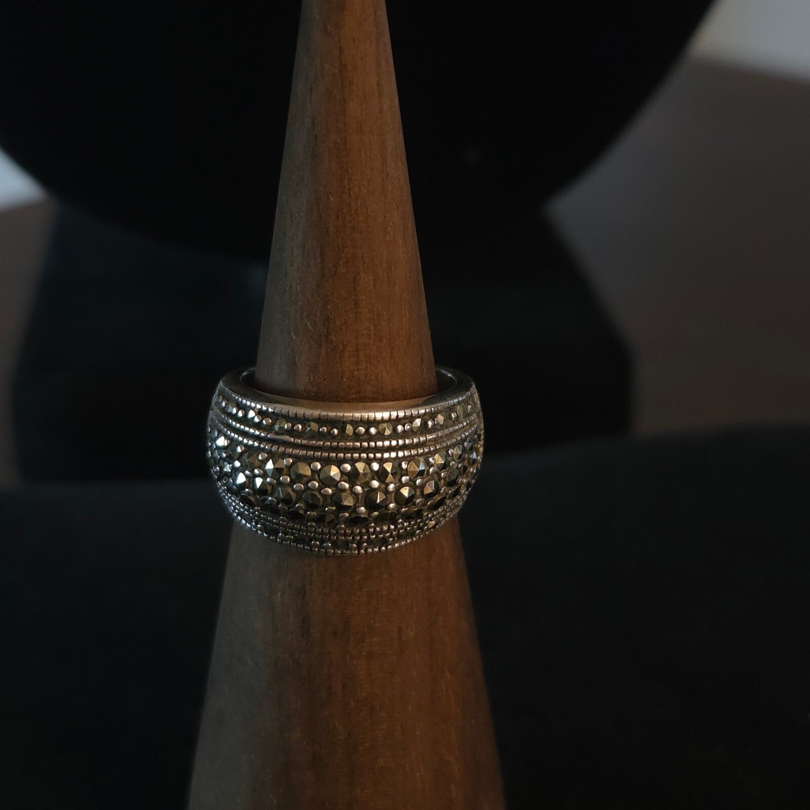 Vintage Size 7 Art Deco Sterling Silver Marcasite Band Ring