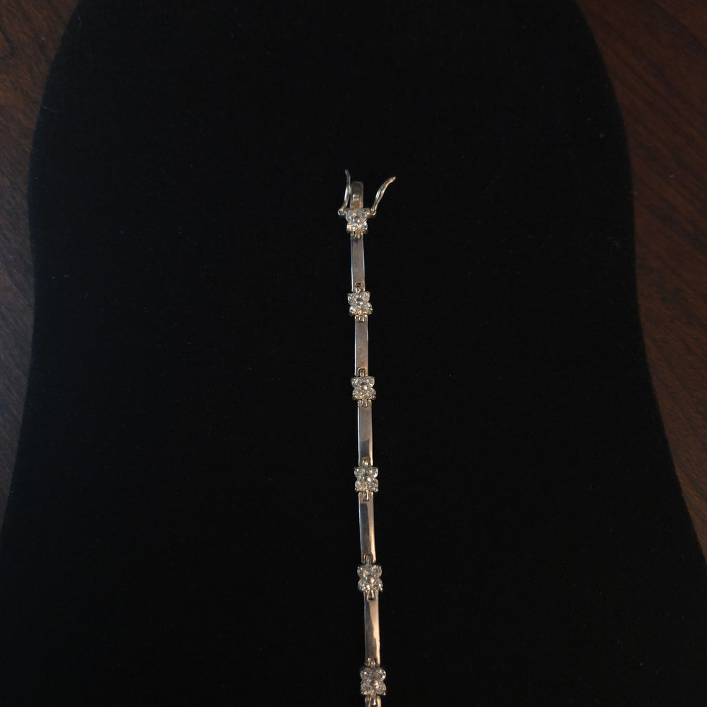 Vintage 7 1/4" Sterling Silver Floral Cluster Bracelet