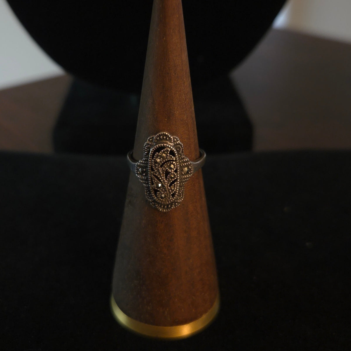 Vintage Size 7 Sterling Silver Marcasite Floral Ring
