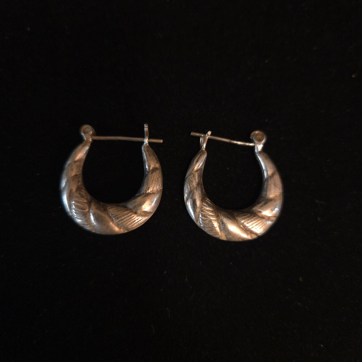 Vintage Sterling Silver Shrimp Style Hoop Earrings
