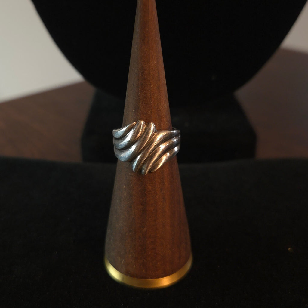 Vintage Size 6 Sterling Silver Wave Ring